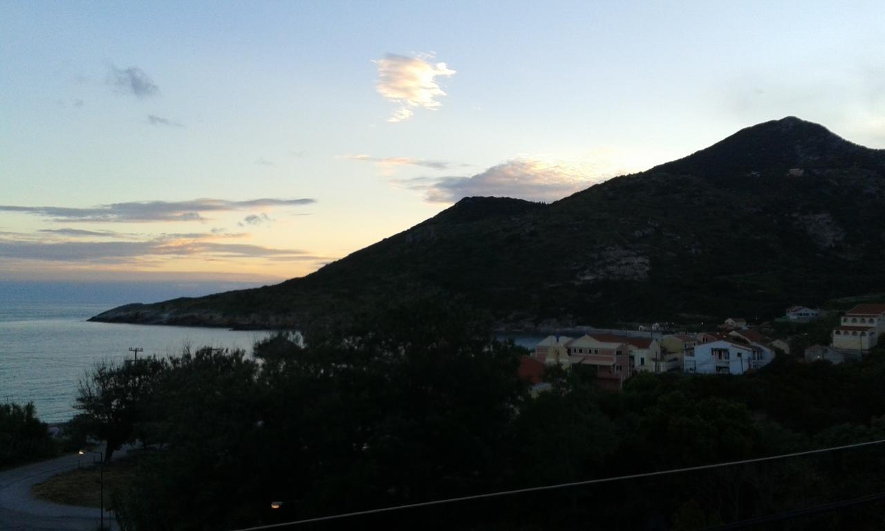 Calypso Hotel Othonoí Dış mekan fotoğraf